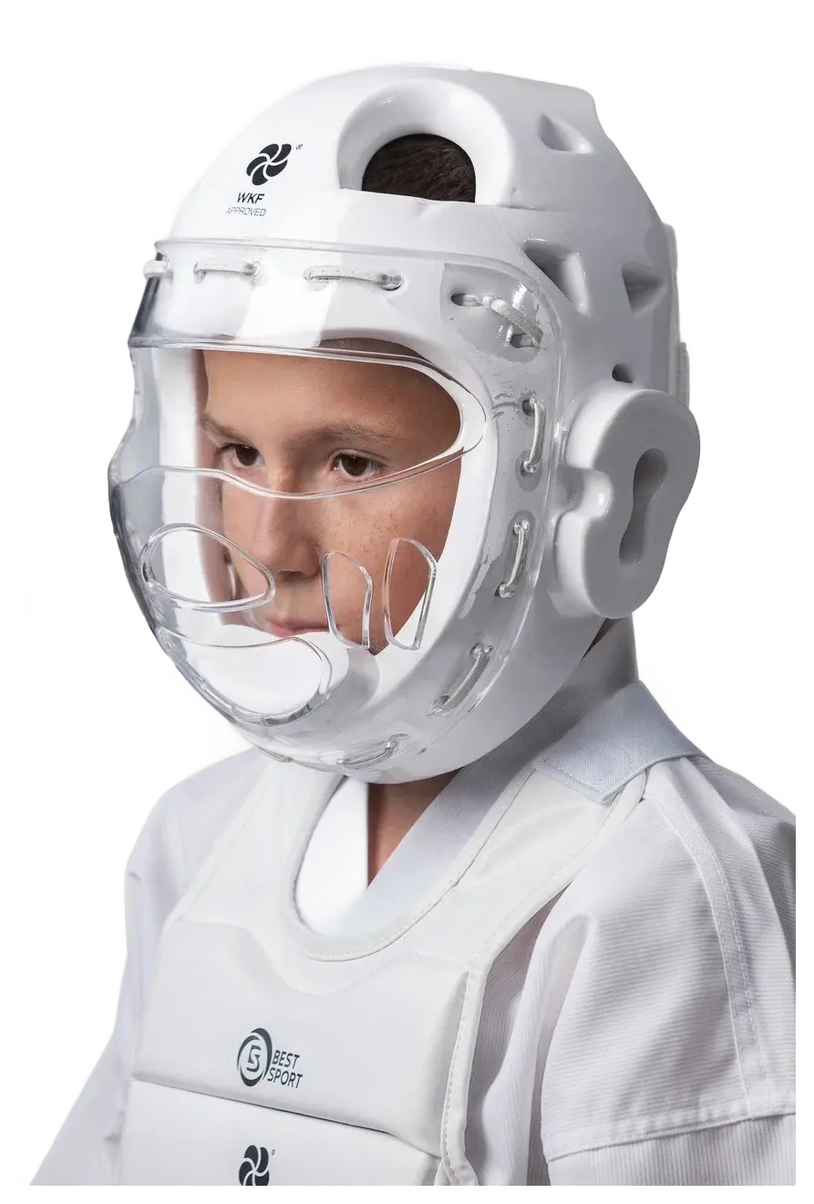 Helmet with plastic mask for karate 2